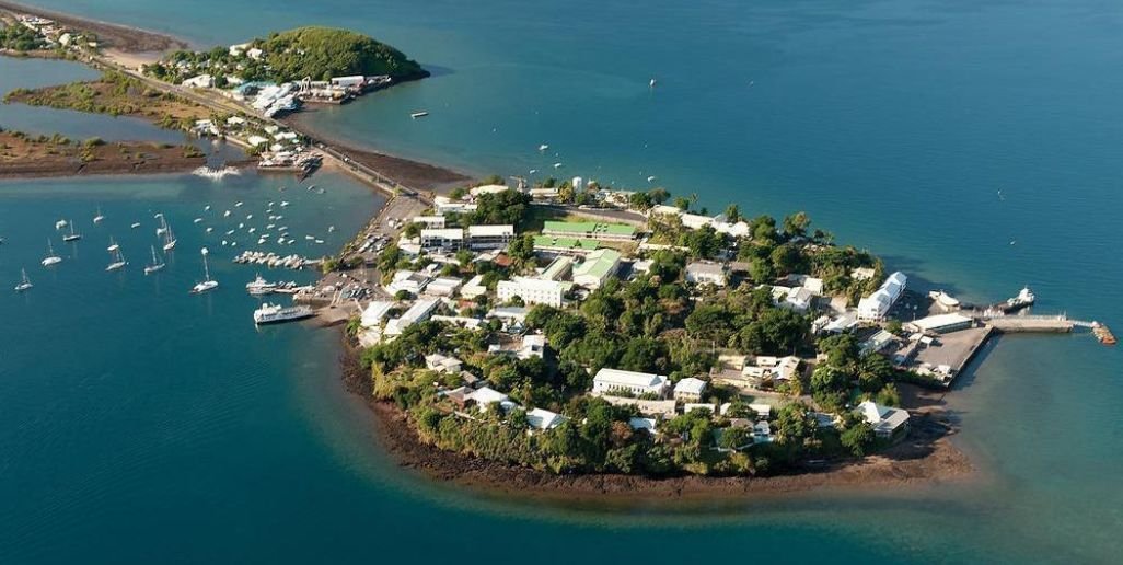 Emirates Town Dzauodzi Office in Mayotte