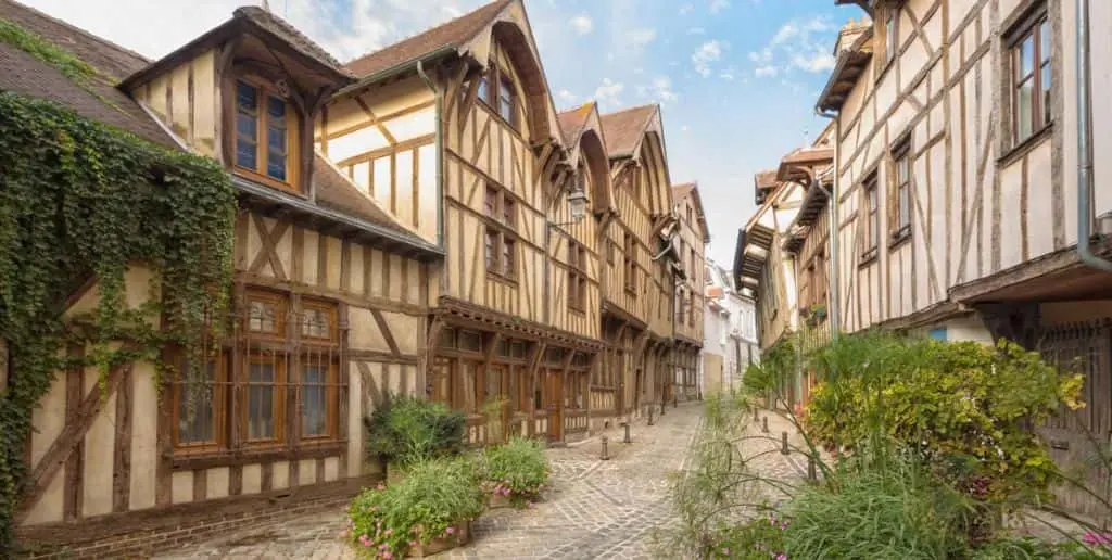 Troyes