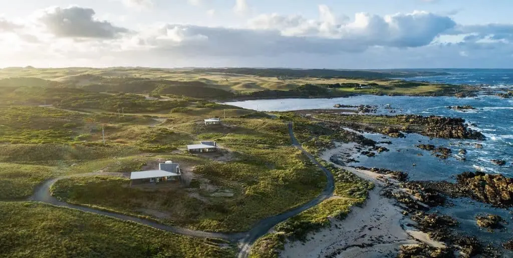 Sharp Airlines King Island Office