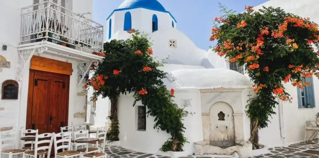 Paros